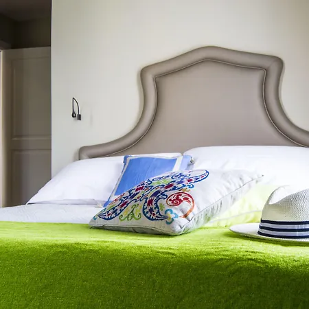Accademia 39 Konukevi 4*
